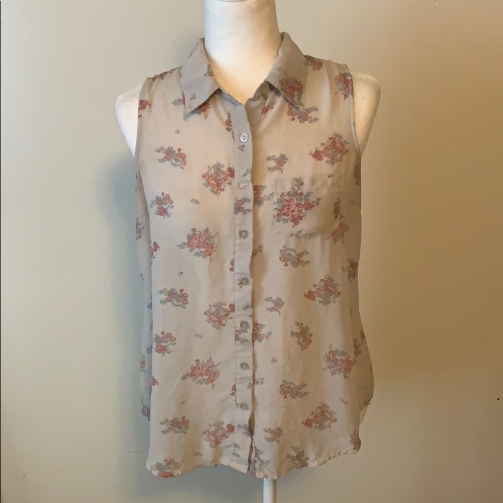 Rue21 sheer floral blouse‎